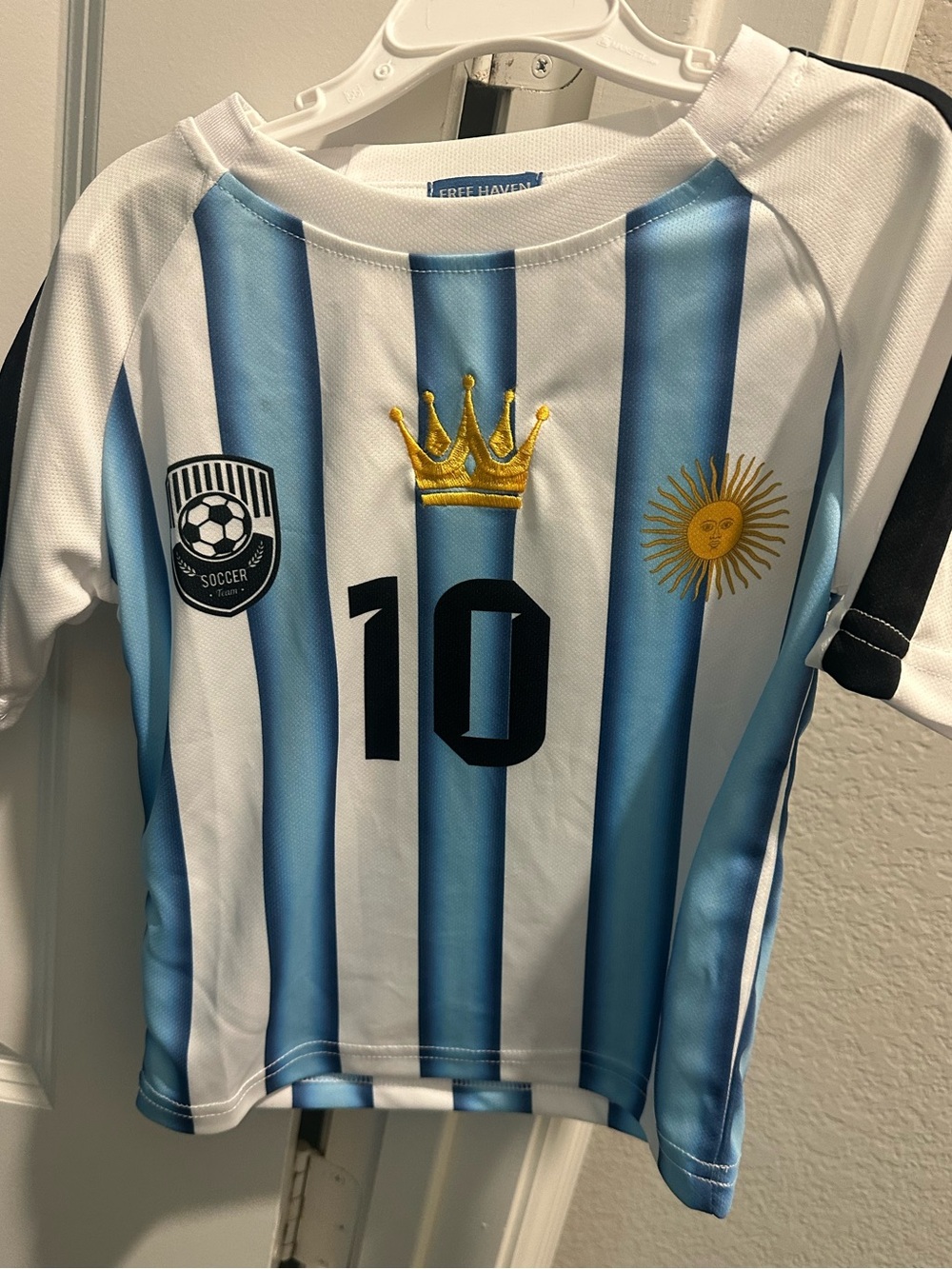 World Cup soccer jersey kids